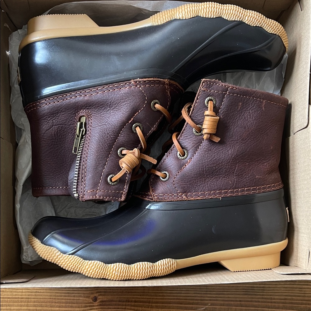 Sperry Black and Brown Lace-Up Boots